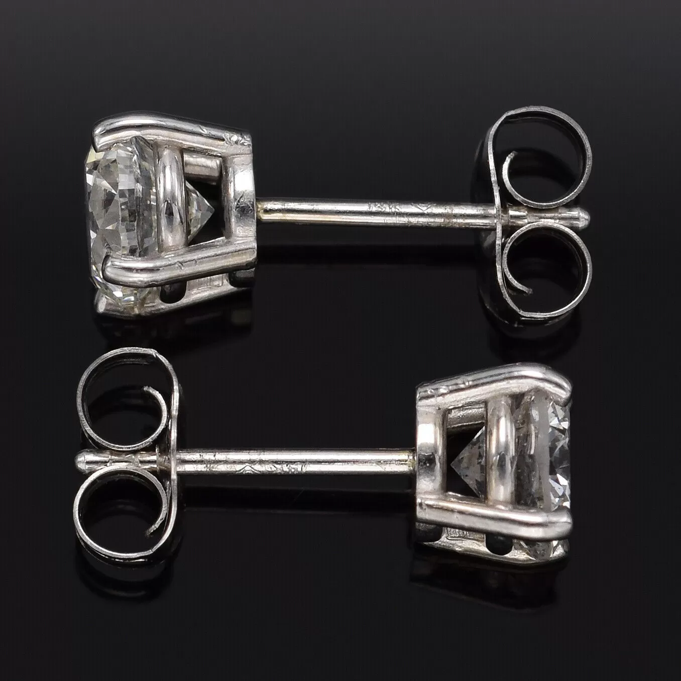 14K White Gold 1.12 TCW Diamond Round Stud Earrings 5.1 mm G/H