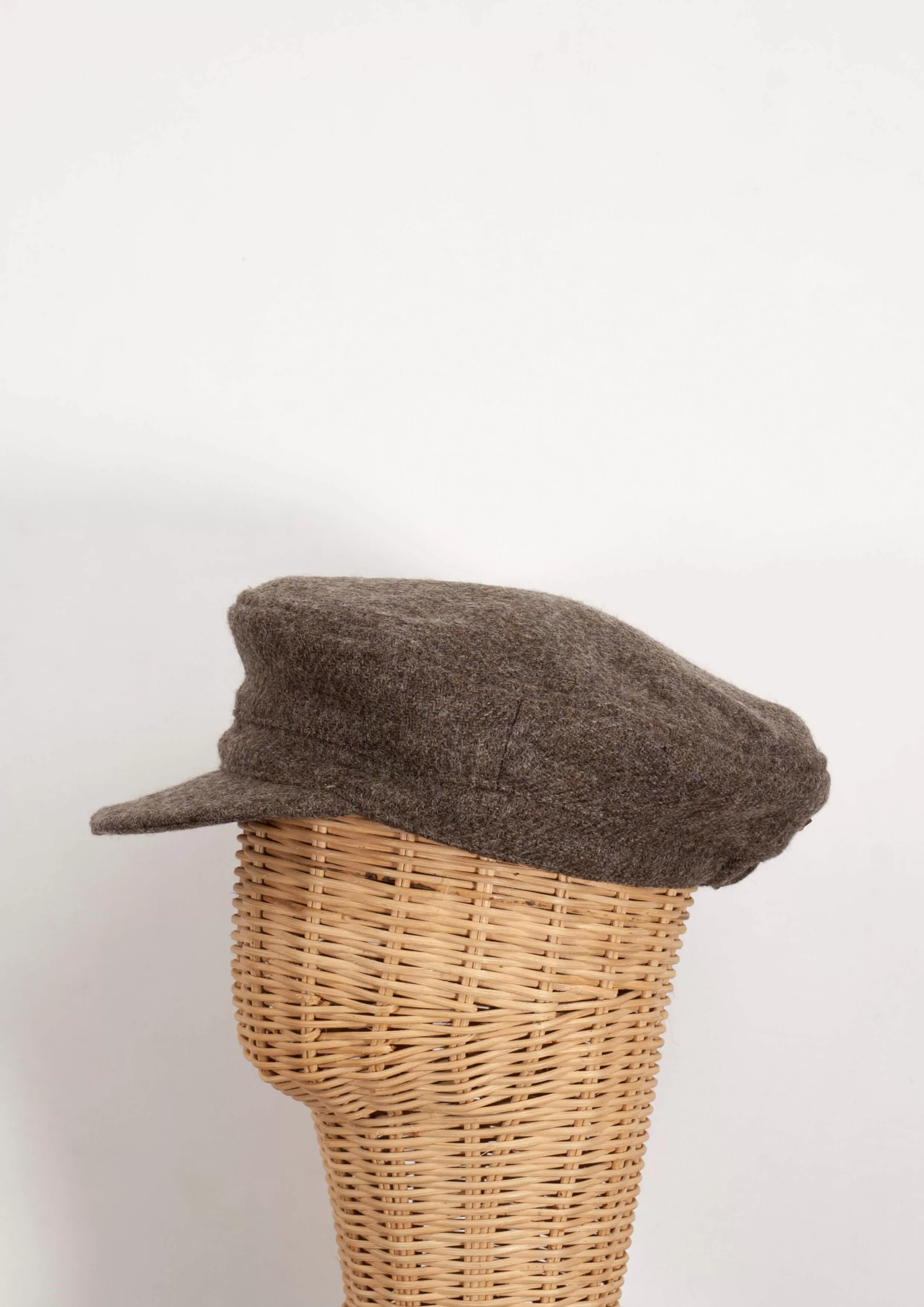 45.3-BROWN WOOLEN HAT