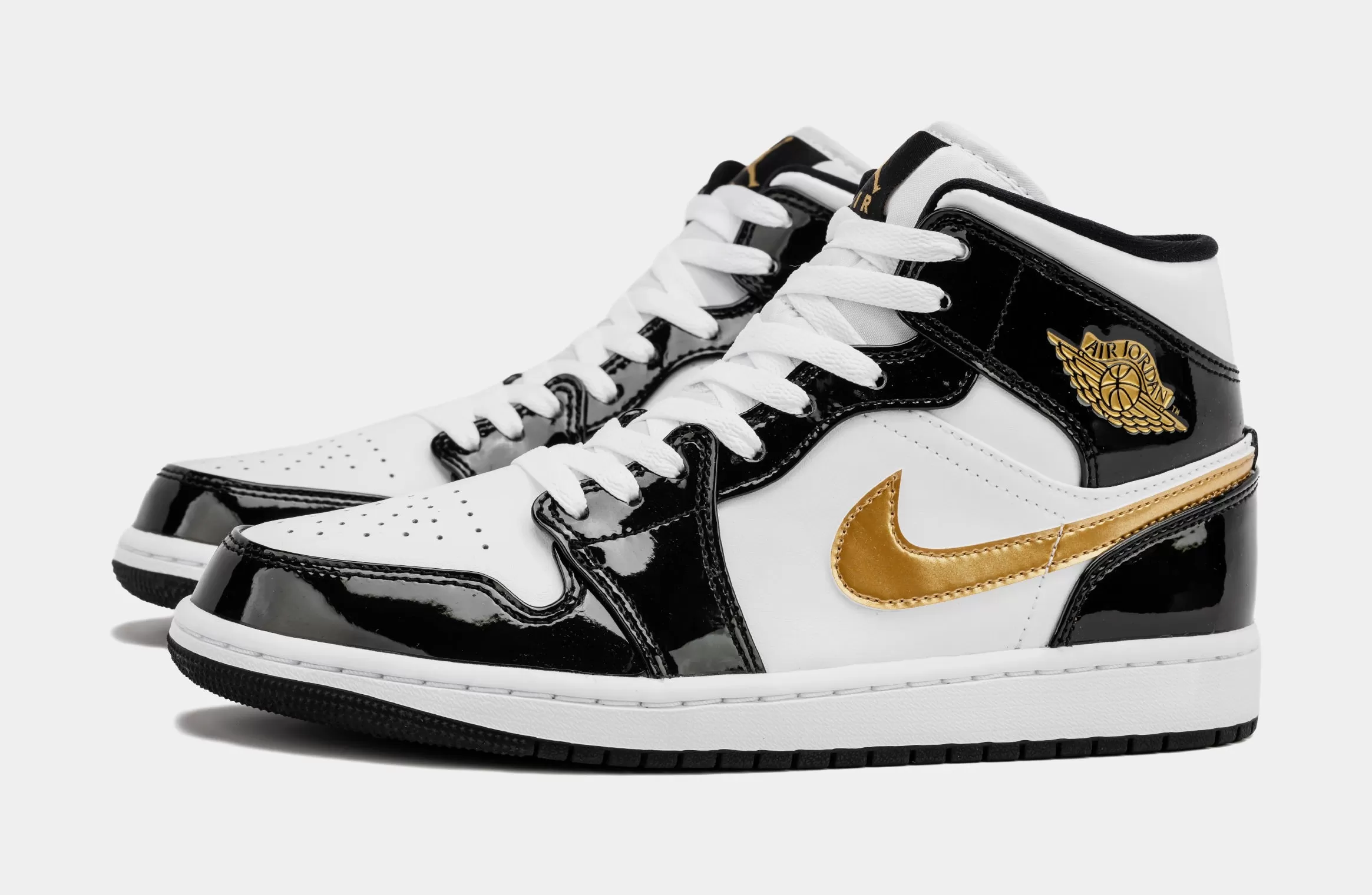 Air Jordan 1 Retro Mid SE Patent Black Gold Mens Lifestyle Shoes (Black/Gold)