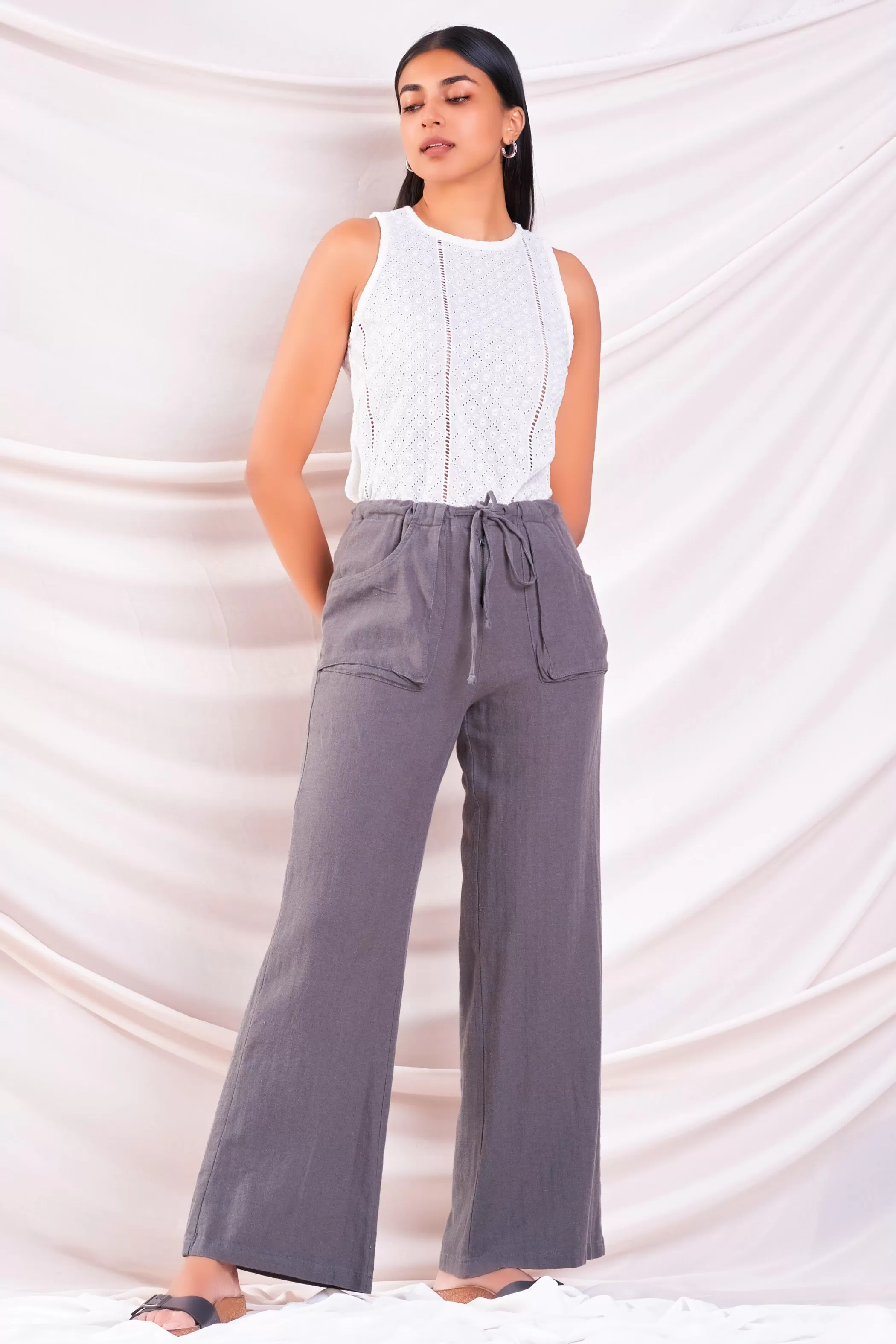 Box Pocket Detail Linen Pant