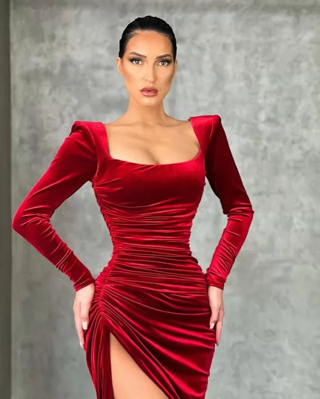 Chic Bordeaux Mermaid Gown with Elegant Long Sleeves