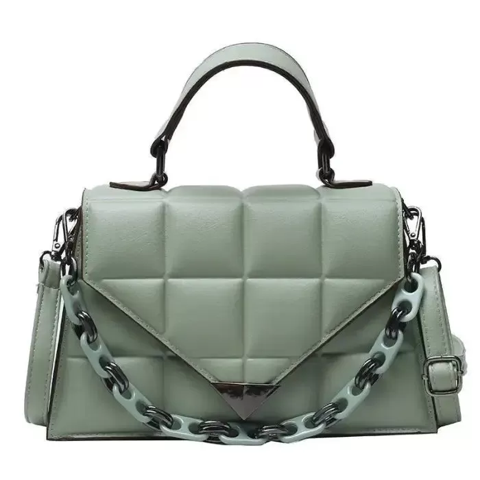 Chic Elegance: Luxurious Women’s Bag