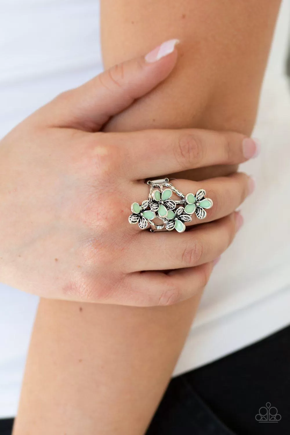 Climbing Gardens Green Flower Ring - Paparazzi Accessories