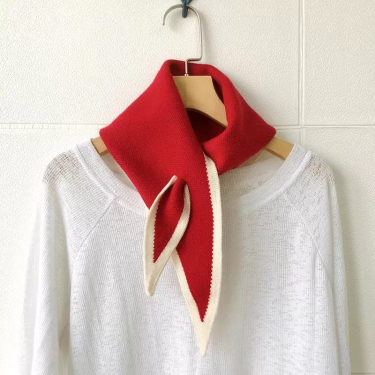 Cozy Two-Tone Woolen Knitted Triangle Scarf for Women - Perfect for Autumn & Winter