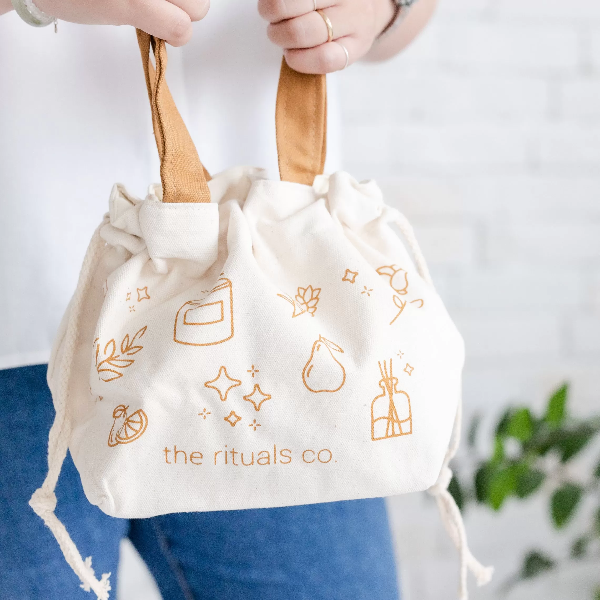 Drawstring Dumpling Bag