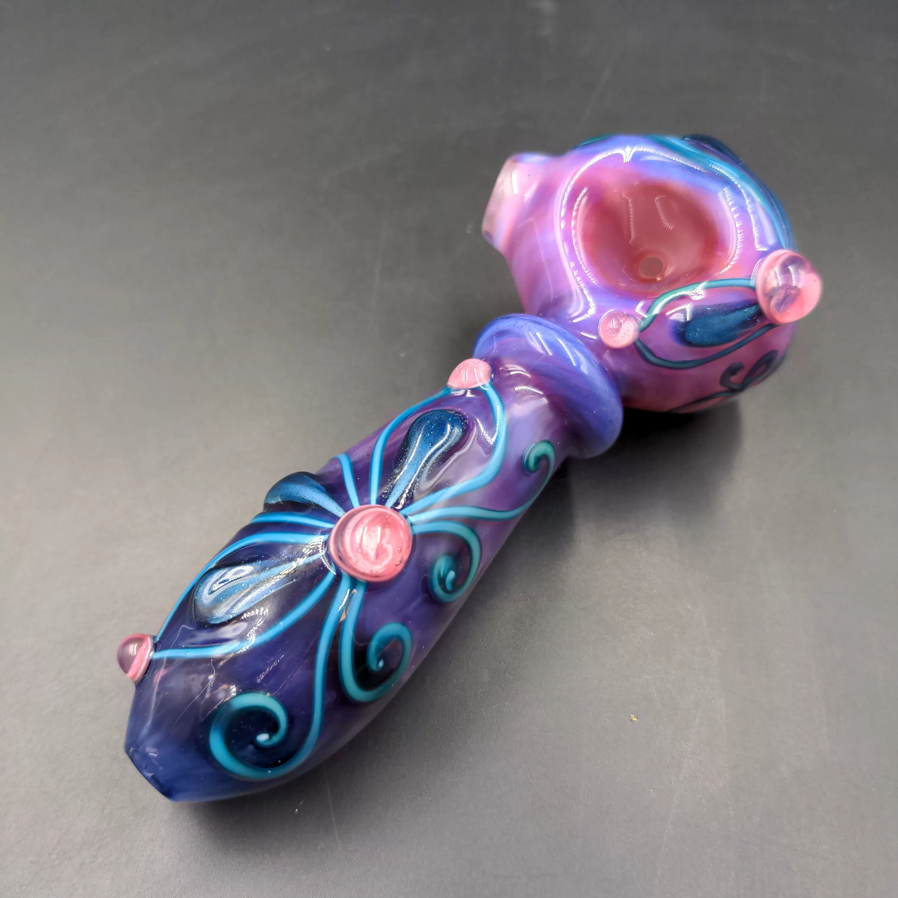 Flower Hand Pipes by Lyric