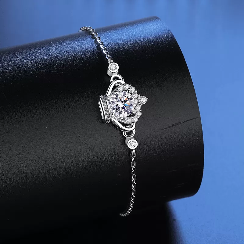 Four Claw Crown Moissanite Bracelet