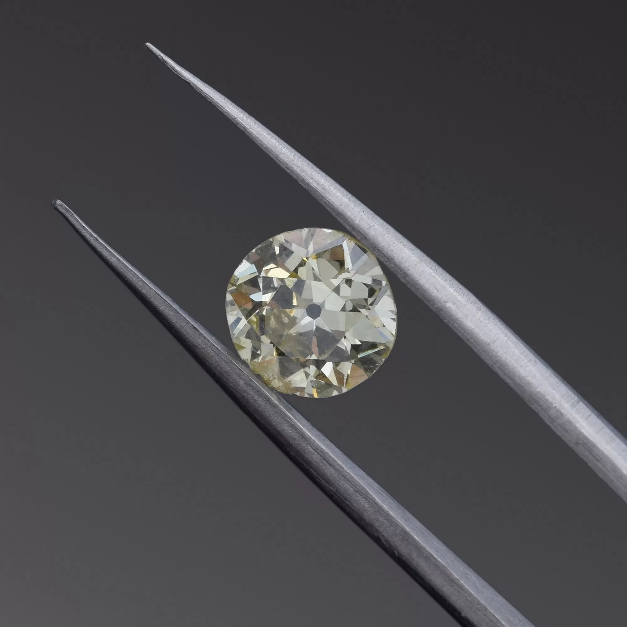 GIA Certified 1.04 Ct Old Euro Brilliant W-X I1 Diamond 6.61 - 6.90 x 3.59 mm