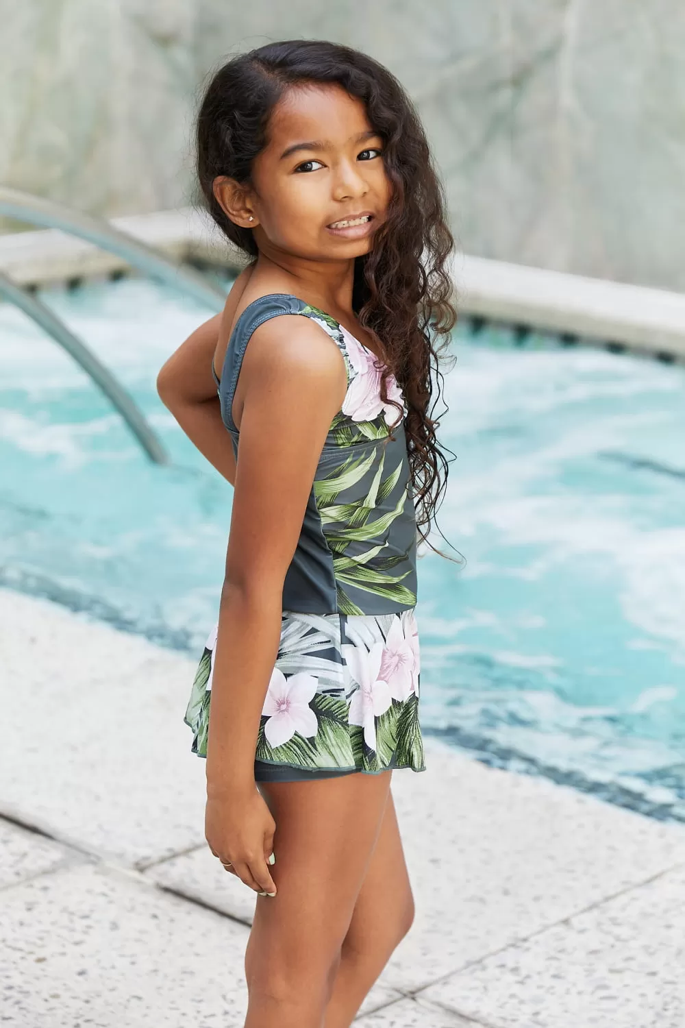 Marina West Swim Clear Waters Badekleid in „Aloha Forest Mother Daughter“-Badebekleidung