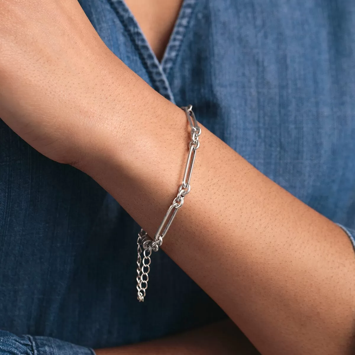 Mini Maven Chain Magnetic Bracelet