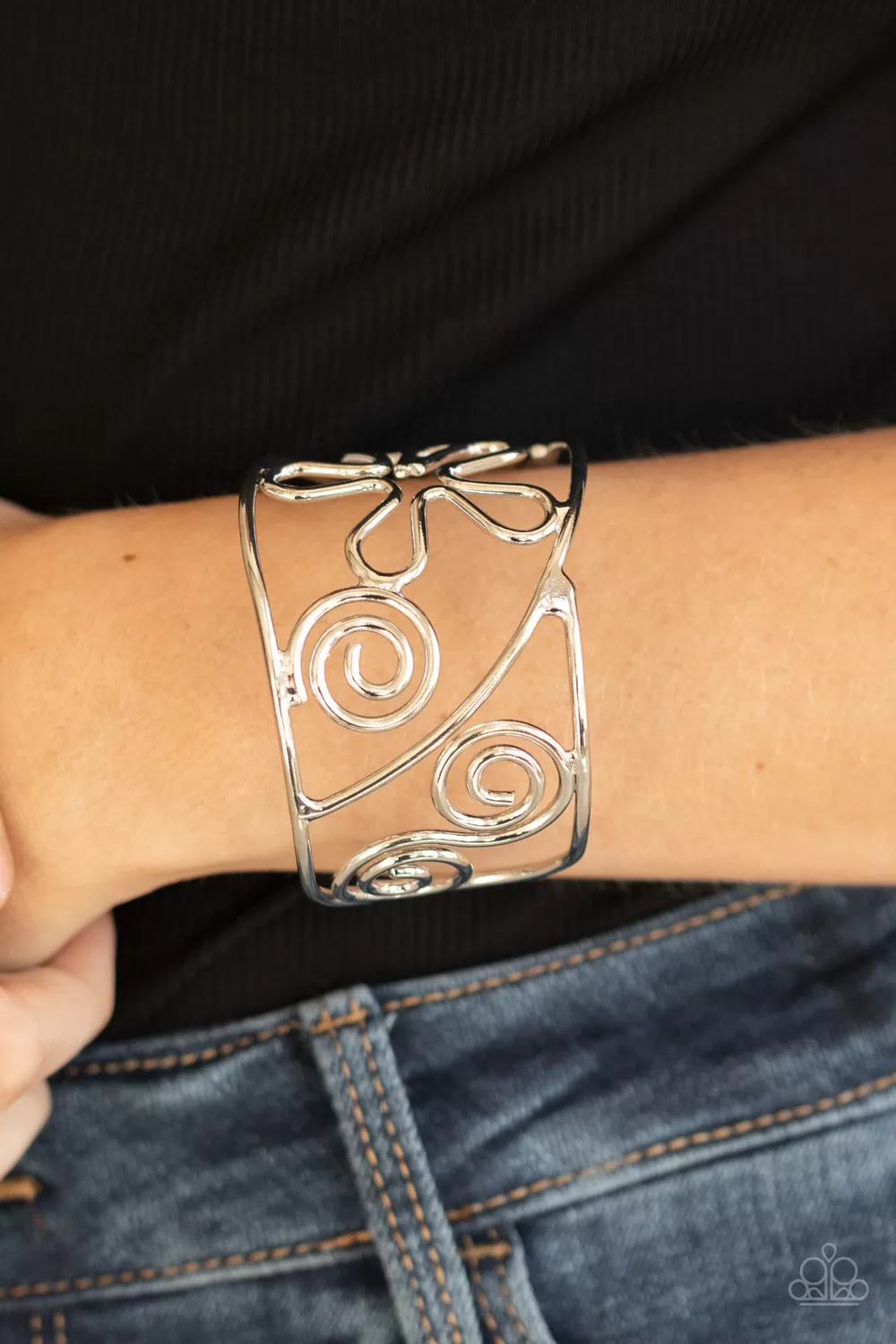 Paparazzi Groovy Sensations - Silver Cuff Bracelet