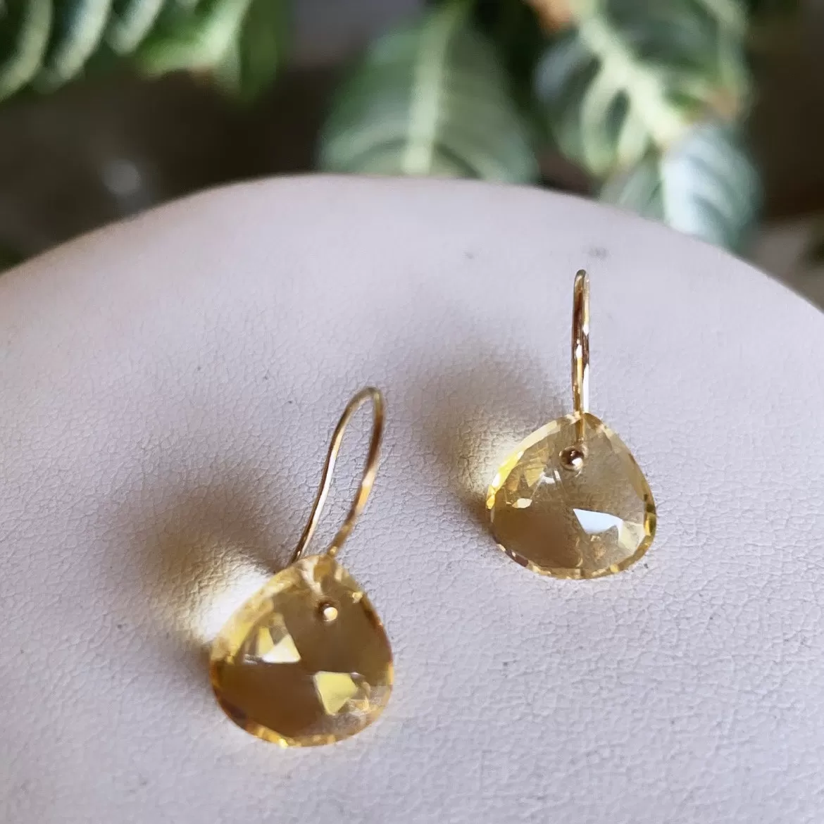 Petite citrine heart earrings