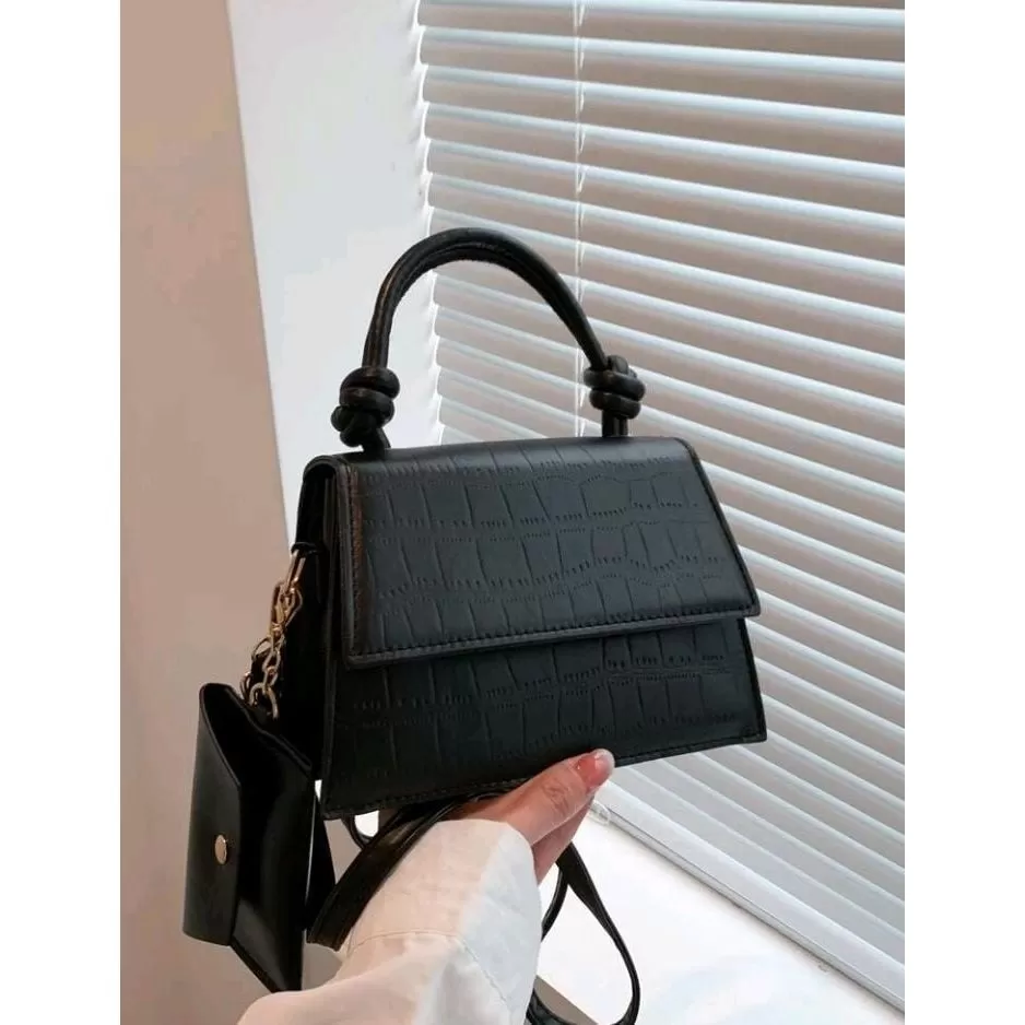 Portable Crossbody Flap Handbag