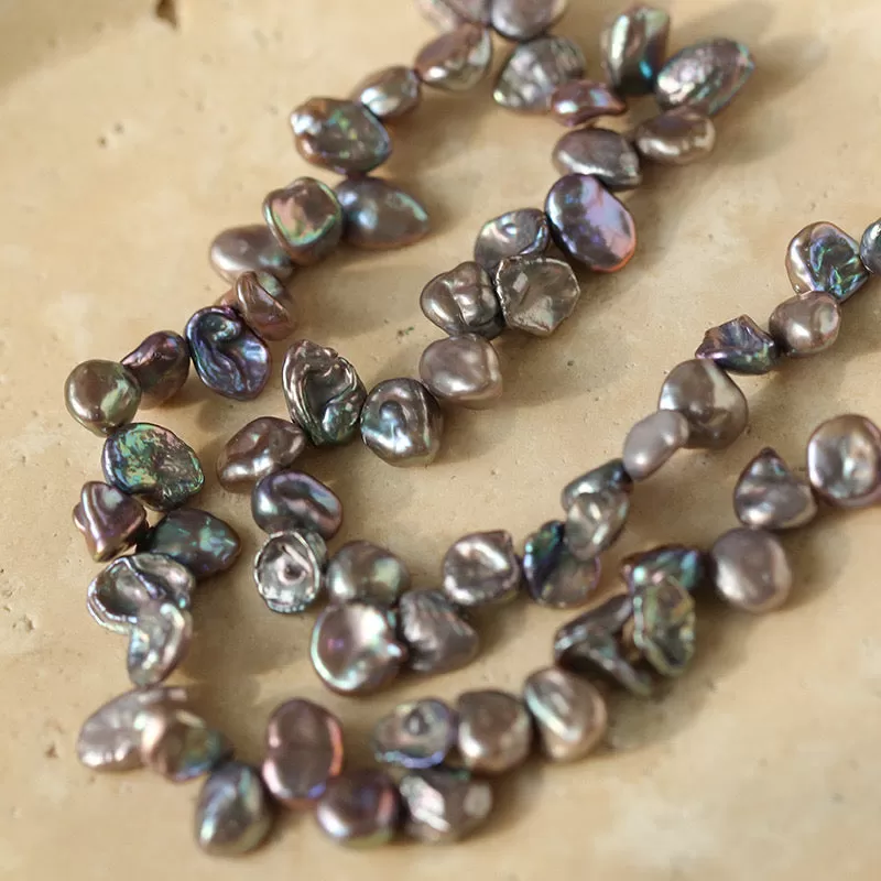 Sleek Gray Petal Pearl Necklace