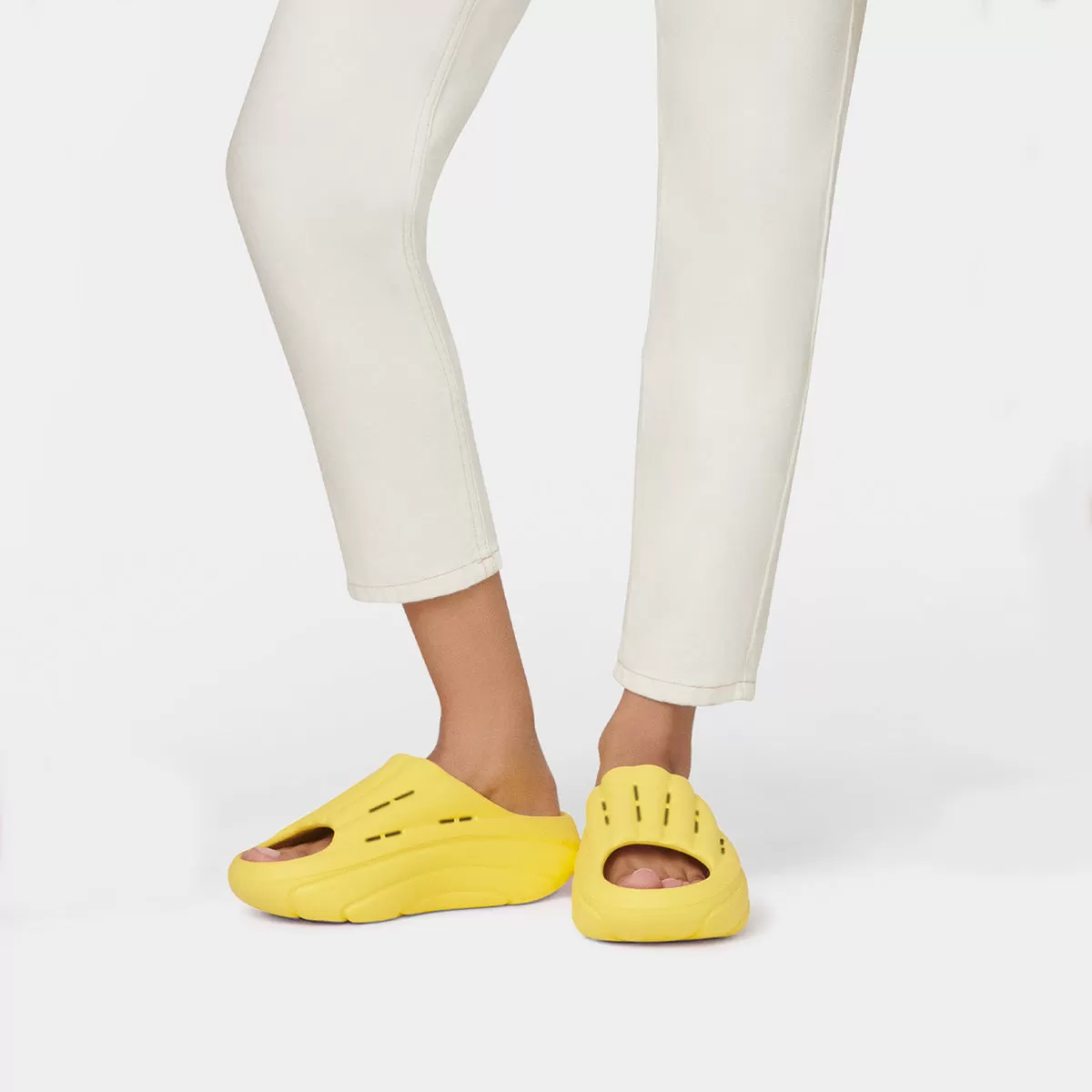 UGG FoamO Slide Sunny Yellow   