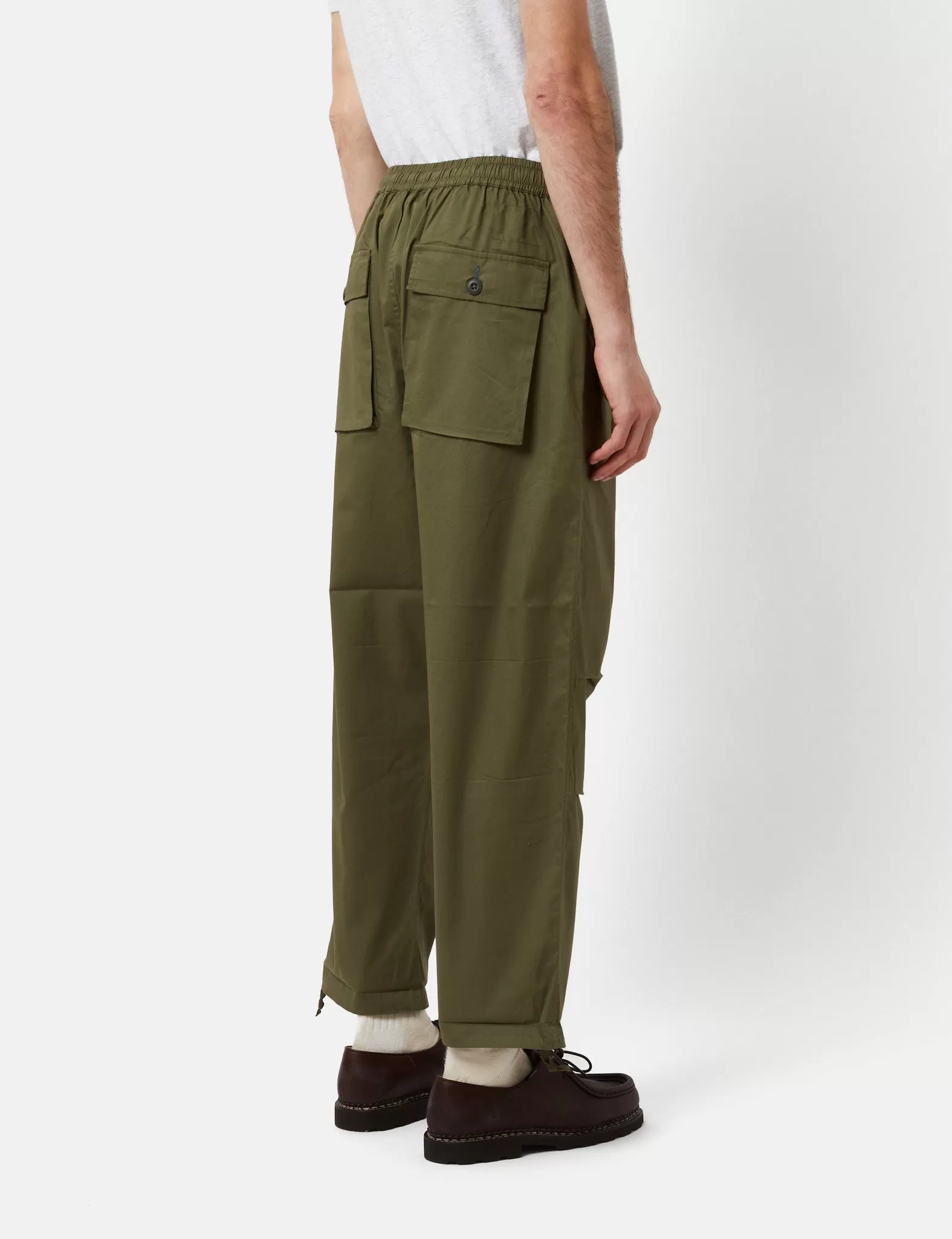 Universal Works Parachute Pant (Wide) - Olive Green