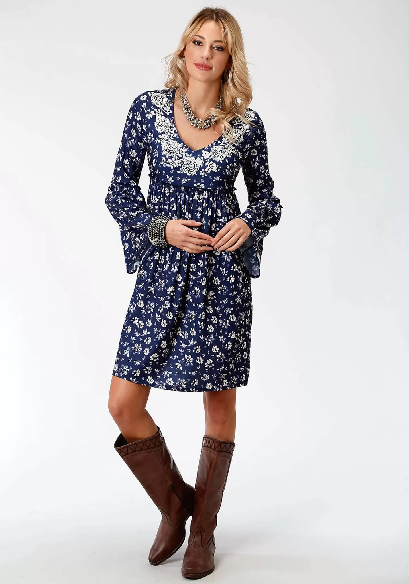 Women's Roper Blue Floral Print Long Sleeve Dress